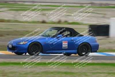 media/Dec-19-2025-Lucky Dog Racing (Fri) [[3b7b1b5fc8]]/Intermediate High/Session 3 Turn 2 Speed Pan/